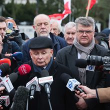 J. Kaczynskis: naujajai vyriausybei viskas įmanoma – net politinės žmogžudystės