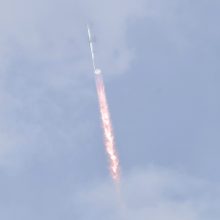 „SpaceX“ raketa buvo „prarasta“, kai trečiojo bandomojo skrydžio metu bandė sugrįžti į Žemę