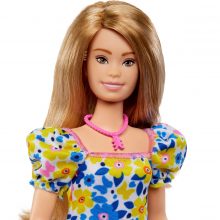 Žaislų gamintoja „Mattel“ pristato žmogų su Dauno sindromu vaizduojančią Barbę