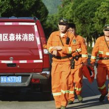 Kinijoje sprogimas ir sraigtasparnio katastrofa nusinešė 12 gyvybių