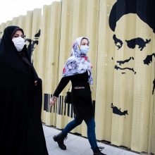 Irano policininkui pareikštas papeikimas už hidžabo taisyklių netaikymą