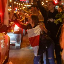 Baltarusijoje tęsiasi protesto akcijos, kol kas smurto neužfiksuota