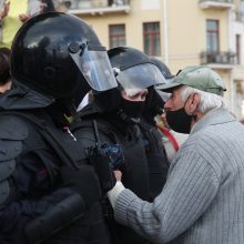Minske per protestus sulaikyta daugiau kaip 180 žmonių
