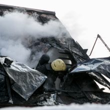 Vilijampolėje ugnis prarijo gyvenamąjį namą