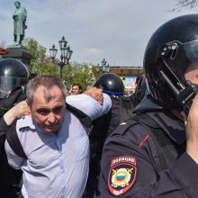 „Jis mums ne caras“: rusai protestuoja prieš V. Putiną <span style=color:red;>(sulaikyti 1,6 tūkst. žmonių)</span>