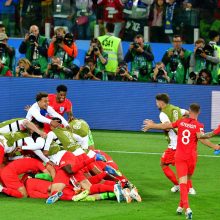 Anglijos futbolininkai tik po 11 m baudinių serijos eliminavo kolumbiečius