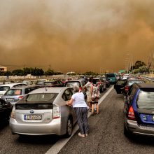 Pražūtingi gaisrai Graikijoje: žuvusiųjų skaičius išaugo iki 74