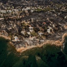 Atėnus po pražūtingų miškų gaisrų užklupo potvynis