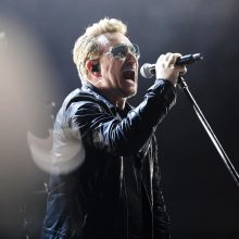 Grupės „Eagles of Death Metal“ ir „U2“ surengė jaudinantį koncertą Paryžiuje