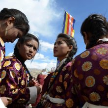 Himalajuose į retą budistų festivalį susirinko tūkstančiai žmonių