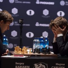 Kovoje dėl pasaulio šachmatų čempiono titulo – vis dar lygybė