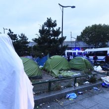 Paryžiaus policija iš nelegalios stovyklos iškeldino 2 tūkst. migrantų