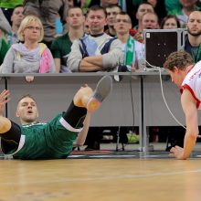 „Žalgirio“ krepšininkai Š. Jasikevičių pasveikino su jubiliejumi – iškovojo pergalę