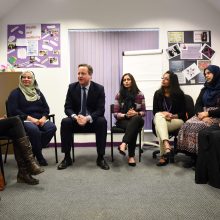 D. Cameronas: musulmonės turi mokytis anglų kalbos arba bus deportuotos