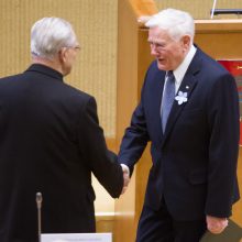 V. Adamkui ir V. Landsbergiui įteiktos Laisvės premijos