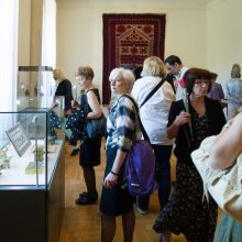 Radvilų rūmuose Vilniuje – dovanų gauta Rytų meno kolekcija