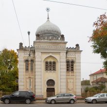 Draugiškumo ženklas Vilniaus karaimams – gatvės akcentas karaimų kalba