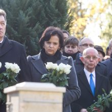 Vilniuje palaidotas sveikatos apsaugos ministras J. Požela
