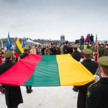 Gedimino pilies bokšte iškelta nauja Lietuvos vėliava
