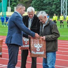 Pagerbti nusipelnę Kauno futbolo bendruomenės atstovai