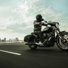 Naujasis „Harley-Davidson Sport Glide“ pasiruošęs kelionėms