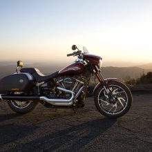 Naujasis „Harley-Davidson Sport Glide“ pasiruošęs kelionėms