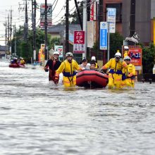 Japonijoje kilus dideliems potvyniams – dramatiškos gelbėjimo operacijos