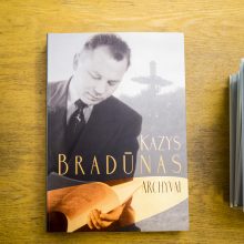 Poetas K. Bradūnas lietuvybę vaikams skiepijo ir simbolinėmis baudomis