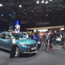 Paryžiaus automobilių parodoje „Peugeot“ pristato tris naujus modelius