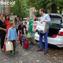Socialiai remtinų šeimų vaikai į mokyklas eina pasiruošę