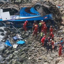 Peru autobuso avarijos aukų padaugėjo iki 48