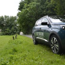 „Peugeot 5008“: didesnysis brolis atvyko