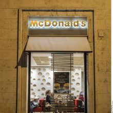 Prie Vatikano atidarytas „McDonald`s“ sulaukė kritikos