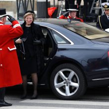 Danijos karališkoji šeima atsisveikino su velioniu princu Henriku