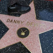Holivudo Šlovės alėją papuošė aktoriaus D.DeVito žvaigždė