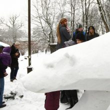Lokiui Kasparui atminti – dvi dienas kurta sniego skulptūra