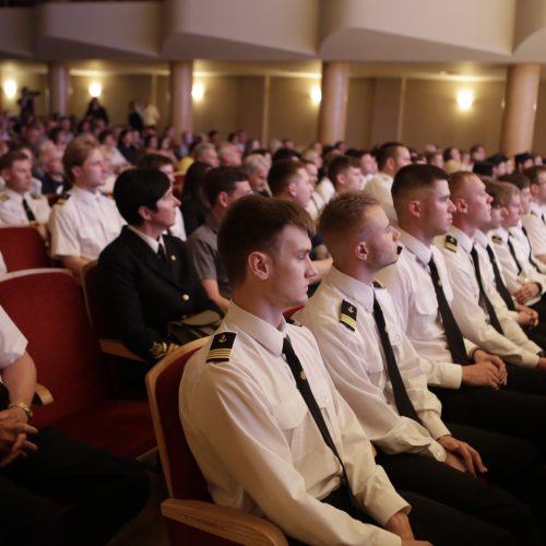 Nauja diplomuotų jūrininkų laida  © Vytauto Liaudanskio nuotr.