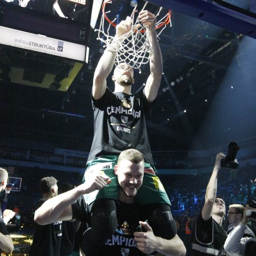 Karaliaus Mindaugo taurę iškovojo „Žalgirio“ krepšininkai  © Vytauto Liaudanskio nuotr.