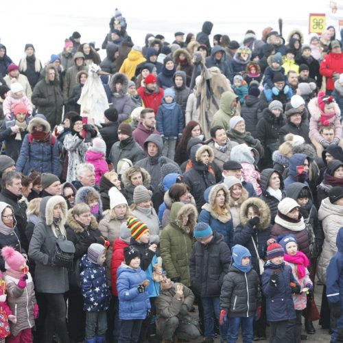 Klaipėdiečiai nenusižengė tradicijoms: per Užgavėnes išdykavo ir sudegino Morę  © Vytauto Liaudanskio nuotr.