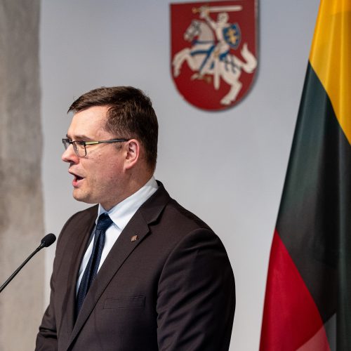 L. Kasčiūno ir Nyderlandų gynybos ministrės K. Ollongren spaudos konferencija  © P. Peleckio / BNS nuotr.