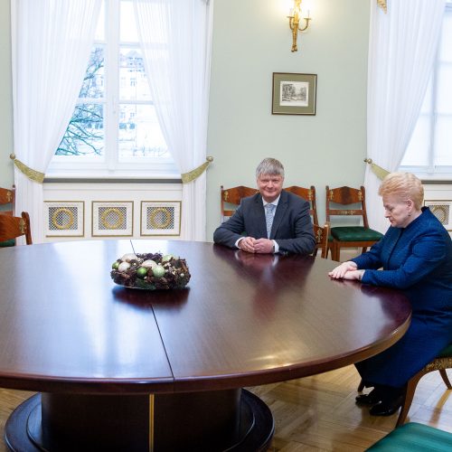Prezidentė susitinka su atleidžiamais ministrais  © Irmanto Gelūno / Fotobanko nuotr.