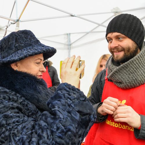 Kalėdinė mugė S. Daukanto aikštėje  © R. Dačkaus / Prezidentūros nuotr.