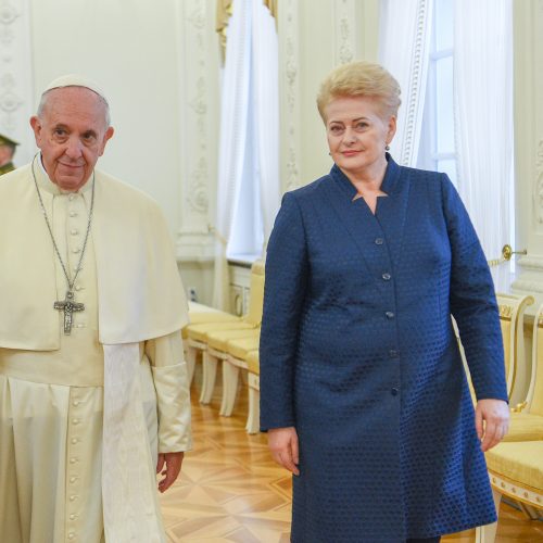 Popiežius užsuko į Prezidentūrą  © Prezidento kanceliarijos nuotr.