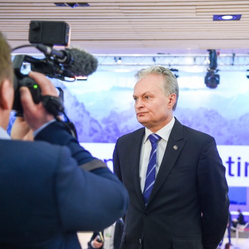 G. Nausėda dalyvauja Pasaulio ekonomikos forume   © R. Dačkaus / Prezidentūros nuotr.