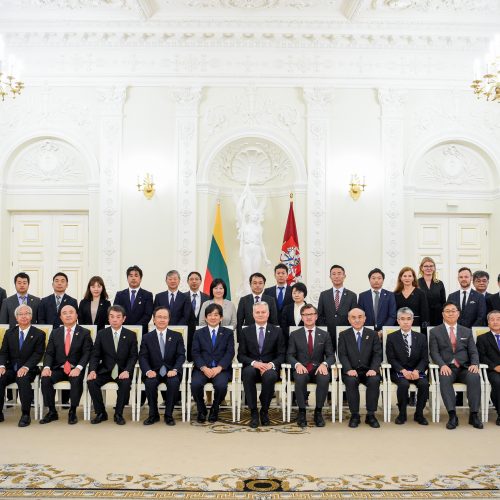 Prezidentūroje – Japonijos verslo delegacija  © R. Dačkaus / Prezidentūros nuotr.