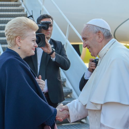 Popiežius Pranciškus atsisveikino su Lietuva  © Mariaus Morkevičiaus /ELTOS, Prezidentūros kanceliarijos nuotr.