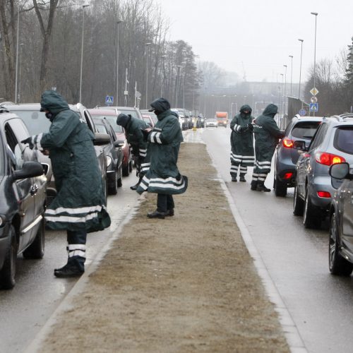 Klaipėdos policijos pareigūnai dirba postuose  © V. Liaudanskio nuotr.