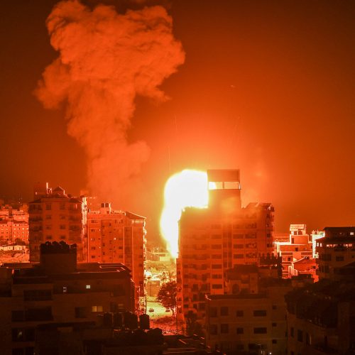 Gazos Ruože tęsiasi Izraelio smūgiai  © Scanpix nuotr.