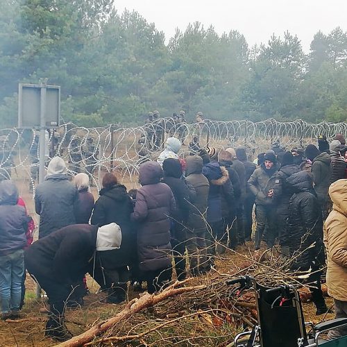 Migrantų naktis Baltarusijos-Lenkijos pasienyje  © Scanpix nuotr.