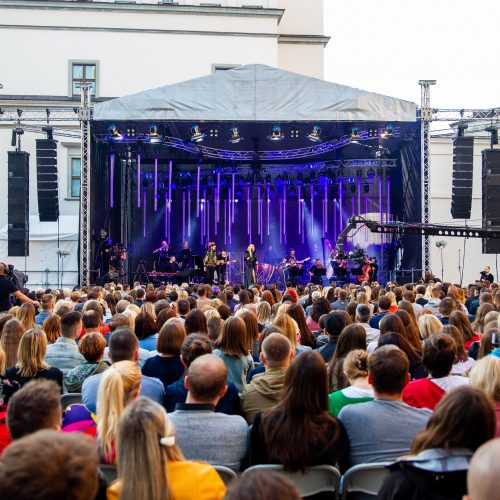 Monique ir orkestro koncertas „Virš vandens“  © I. Gelūno/Fotobanko nuotr.